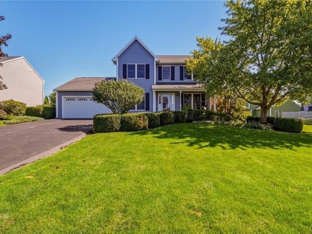 5792 Pinwheel Cir, East Syracuse, NY 13057