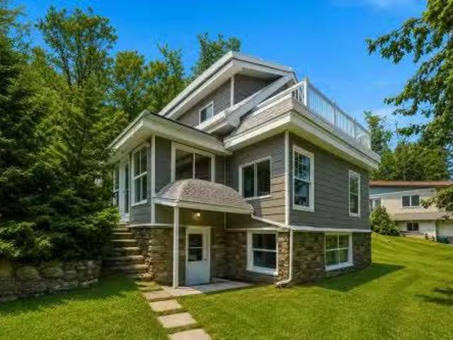 579 Ch. Du Lac Manitou S. Ivry Sur Le Lac, QC, J8C 2Z7 house.
