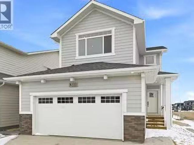 579 birdcroft Court, Saskatoon, SK, S7V 1Y9 house for sale.