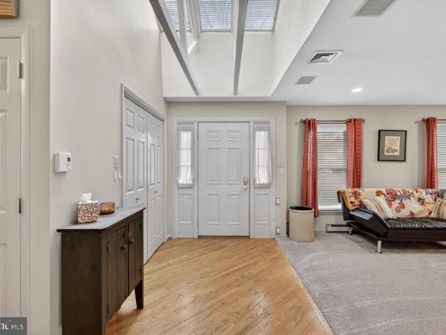 579 Hi View Drive