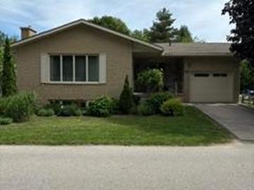 579 Peirson Avenue, Saugeen Shores, ON, N0H 2C4 house for sale | Listing ID X13451 | Royal LePage