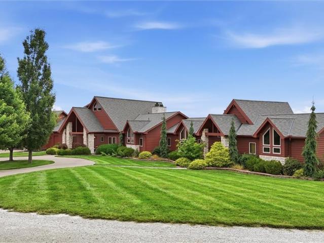 5805 Malcolm Lake Road