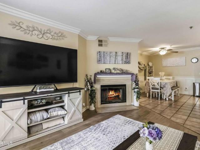 5805 Oak Bend Lane 211