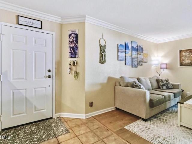 5805 Oak Bend Ln, Unit 211, Oak Park, CA 91377 | MLS #226002 VC