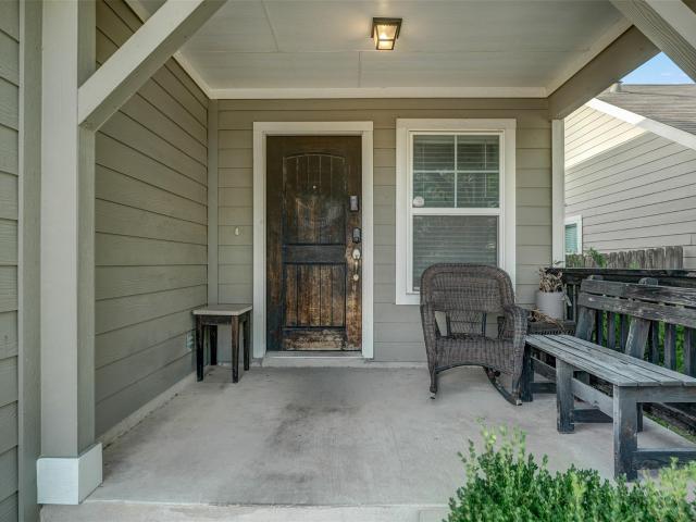 5806 Aviano Rd