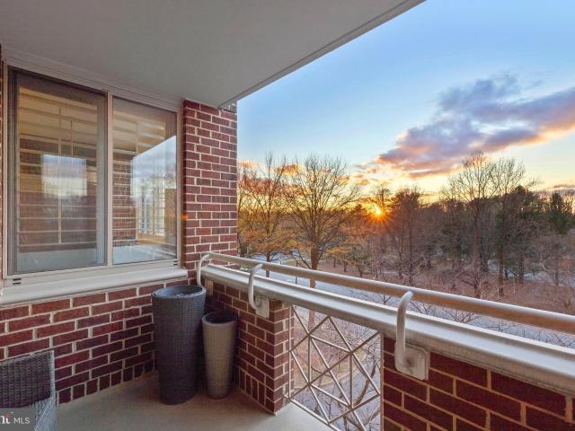 5809 Nicholson Ln, Unit 307, Rockville, MD 20852 | MLS #MDMC2211