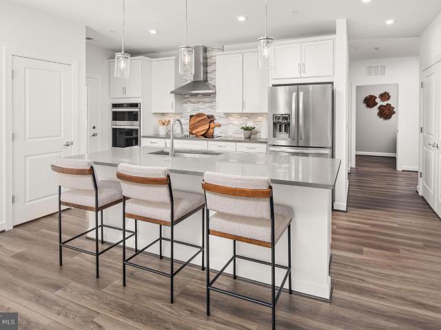 5800 Moonstone Way, Unit 1, Haymarket, VA 20169 | MLS #VAPW2119