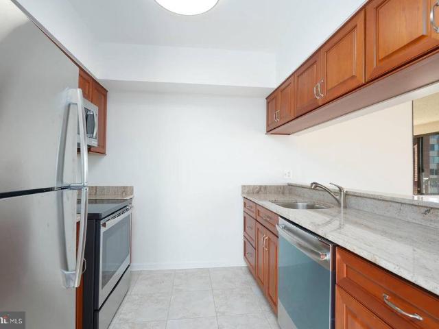 5800 Nicholson Lane # 1 805