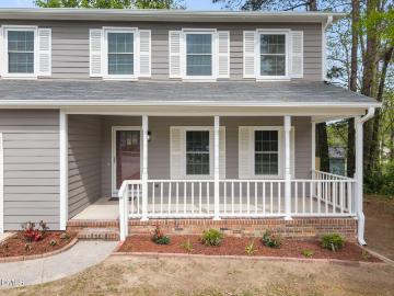 5801 Vivian Court