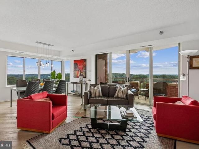 5802 Nicholson Lane # 2 1203