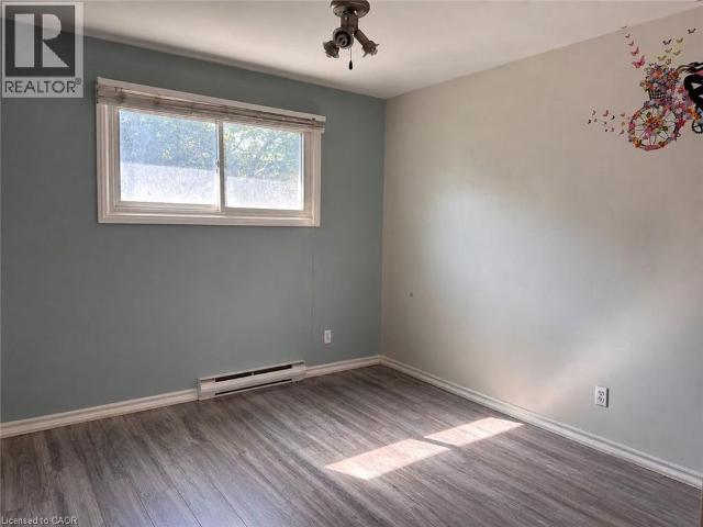 580 FOREST HILL Drive Unit# Upper, Kitchener, Ontario, N2M4H7