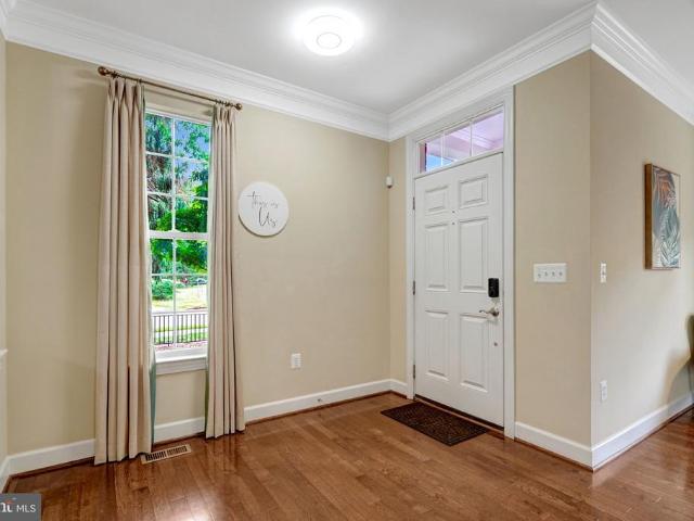 5815 Falls Gate Court