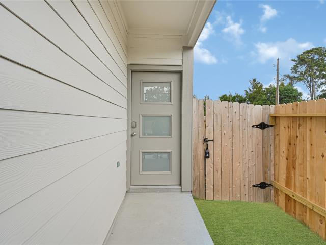 5816 Mansfield Creek Lane