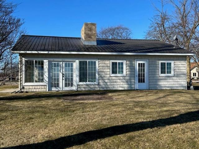 5816 Avalon Dr, Pinconning, MI