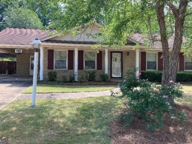 5816 Gene Avenue
