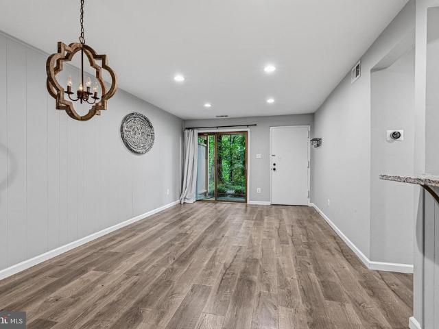 5816 Royal Ridge # L