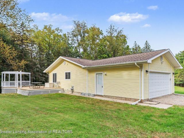 5816 W Britton Road