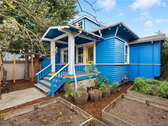 5817 se boise st