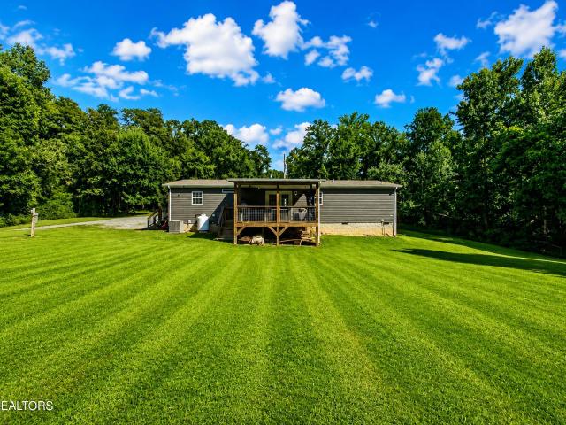 5819 Zachary Rd