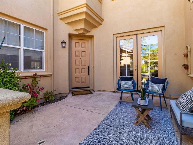 5811 Cattleya Dr