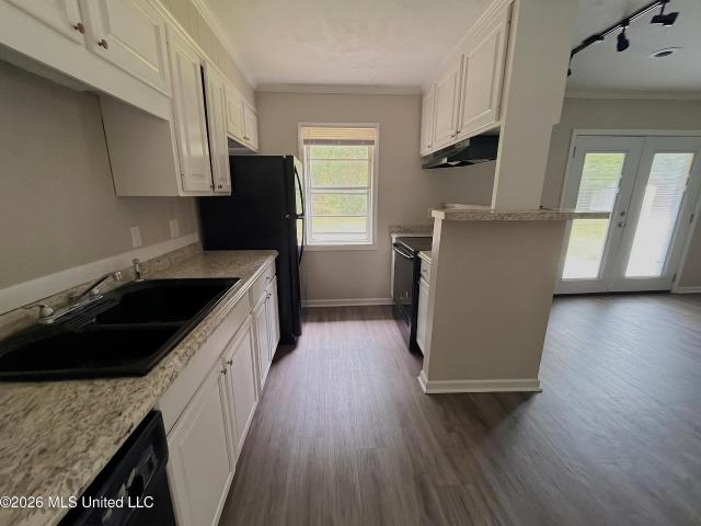 5812 Cypress Trail