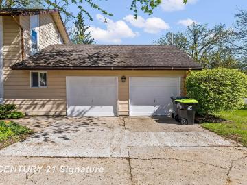 5813 Sturgeon Avenue