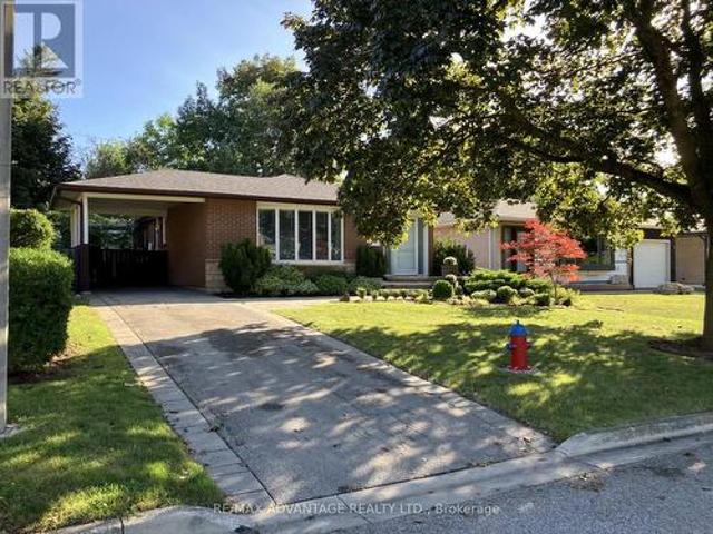 581 Galway Drive, Burlington Shoreacres, ON, L7L 2S6 house for sale | Listing ID W13795 | Royal LePage