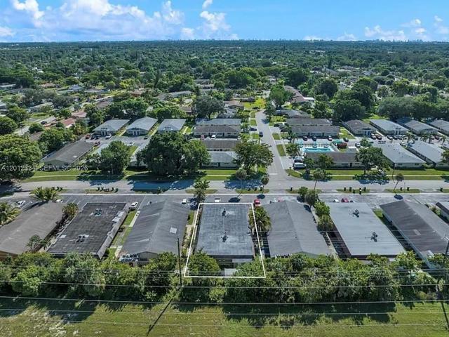 581 Kathy Ln, Unit D, Margate, FL 33068 | MLS #A12012
