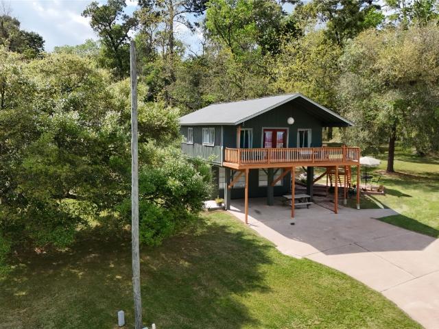 581 Northwood Dr, Point Blank, TX 77364 | MLS #11861