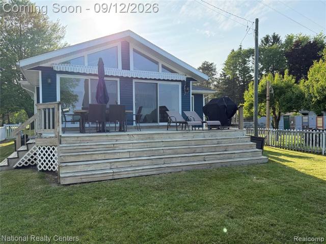 5824 Lakeshore Road