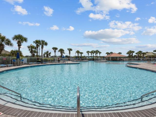 5825 Catalina Dr. 231