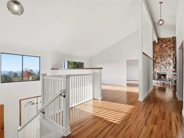 5827 La Cuesta Drive, Santa Rosa, US, CA