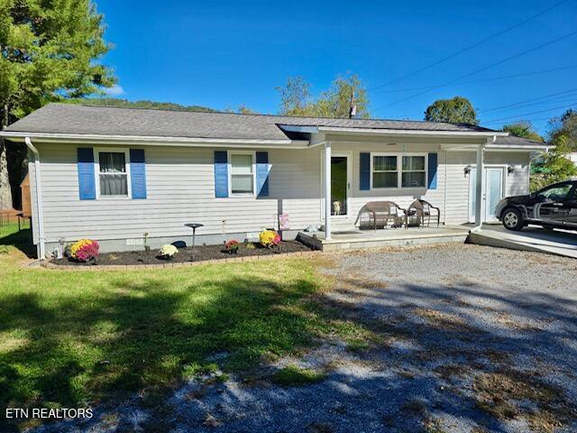 5829 Dr Thomas Walker Rd