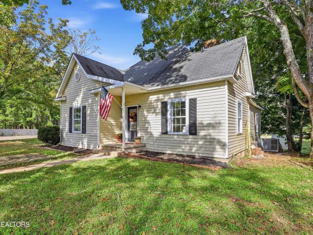 5820 Atkins Rd