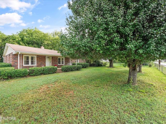 5821 Thorn Grove Pike