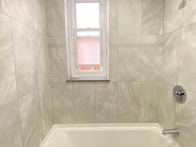 5821 5821 CHEMIN COTE ST LUC, Montréal