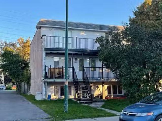 5823 5827 Av. Albanie, Brossard, QC, J4Z 1G5 investment fo.