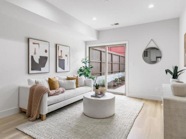 582 Abbot Avenue
