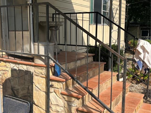 582 Grandview Bend
