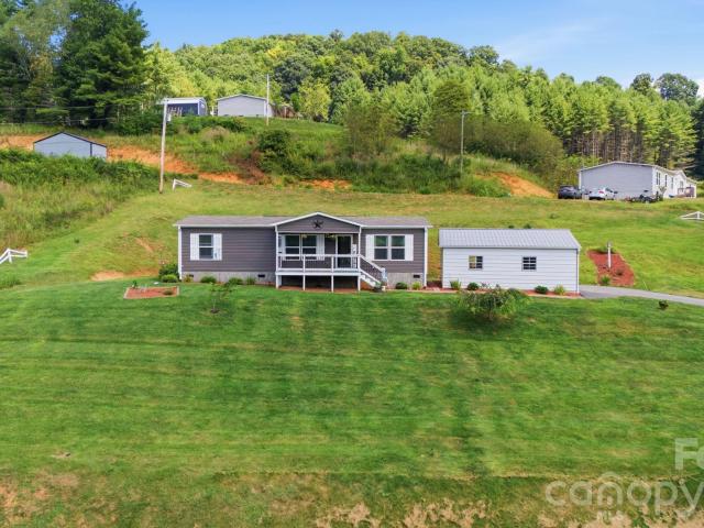 582 John Henry Road