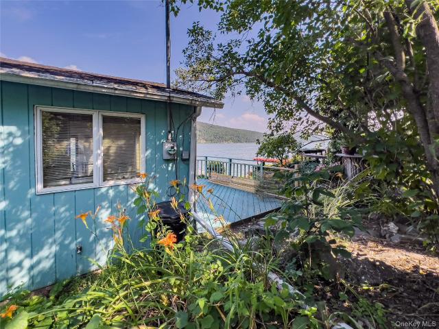 582 Jersey Avenue