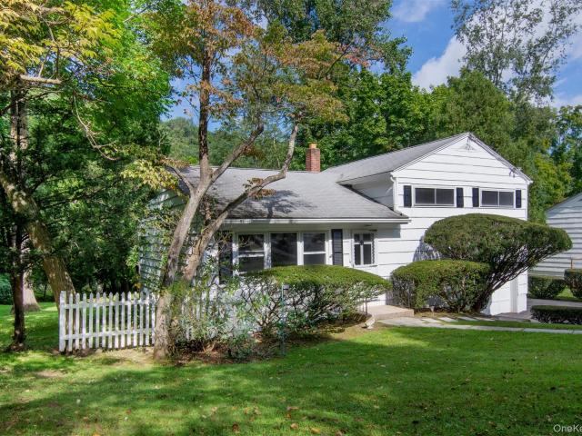 582 Washington Avenue