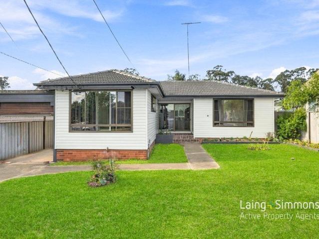 582m2 approx. short walk to train station