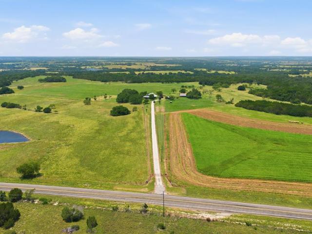 5835 N Fm 1744