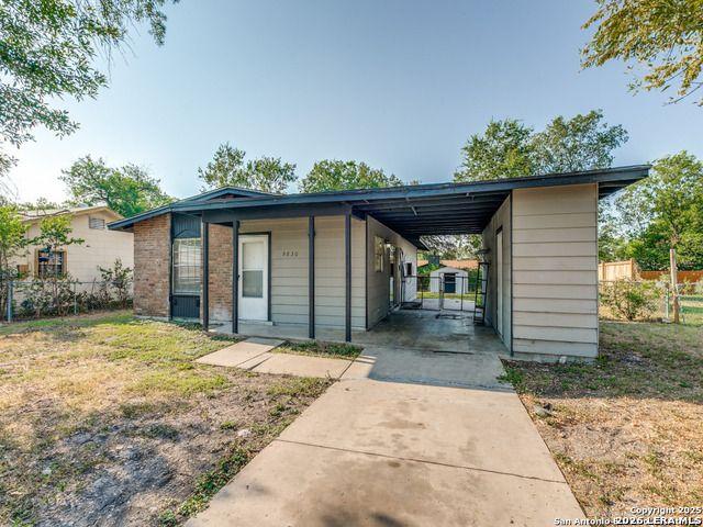 5830 Castle Yard, San Antonio, US, TX