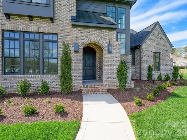 5830 Long Stirrup Ln, Mint Hill, NC 28227 | MLS #4312