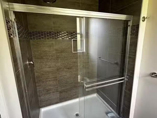 58313840 51040 Sophie Crescent
