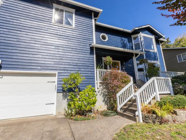 583 canberra dr