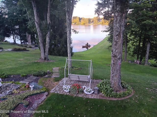 583 Lakeview Drive