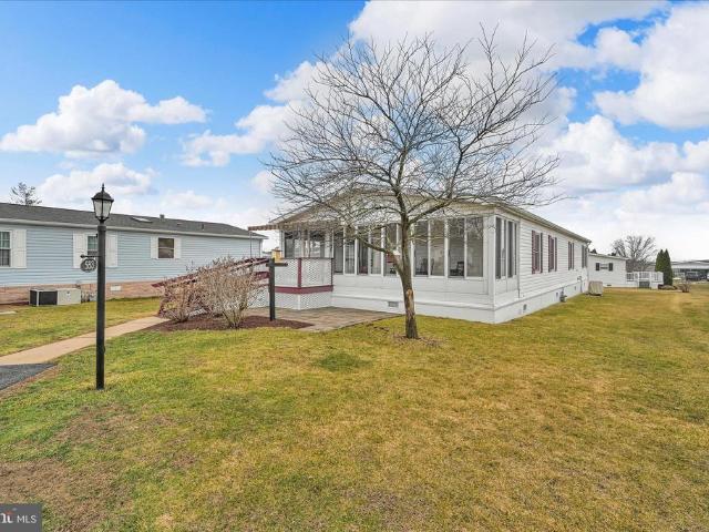 583 W Cedar Street